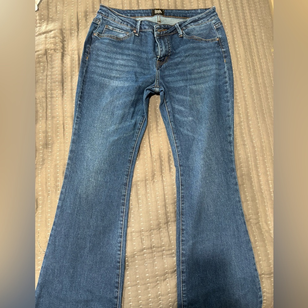 Flared jeans. Size 9/29